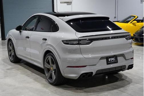2021 Porsche Cayenne Turbo