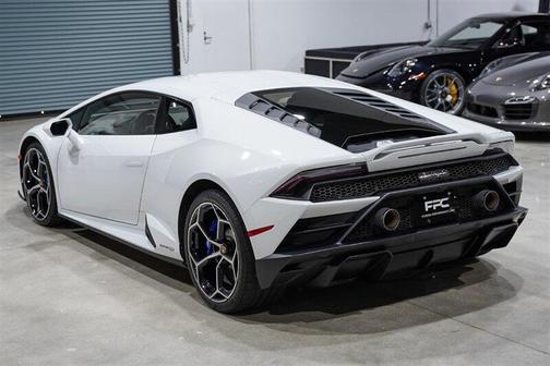 2021 Lamborghini Huracan EVO Coupe