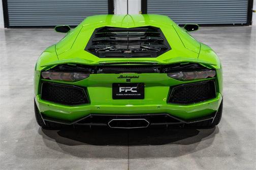 2016 Lamborghini Aventador LP700-4