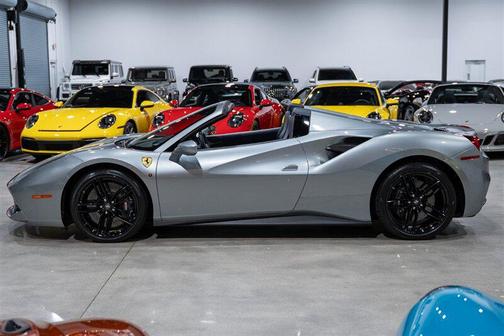 2017 Ferrari 488 Spider Base