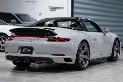 2019 Porsche 911 Targa 4S