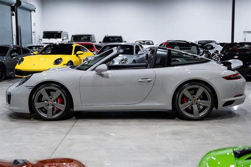 2019 Porsche 911 Targa 4S
