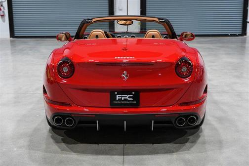 2015 Ferrari California T