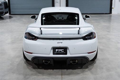 2021 Porsche 718 Cayman GT4