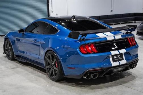 2021 Ford Shelby GT500 Base