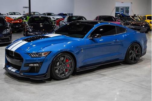 2021 Ford Shelby GT500 Base