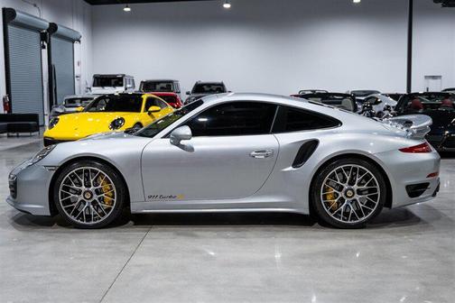 2014 Porsche 911 Turbo S