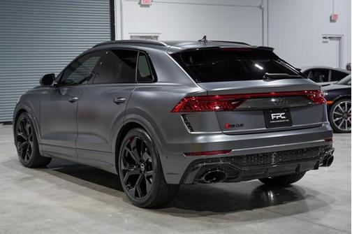 2023 Audi RS Q8 4.0T