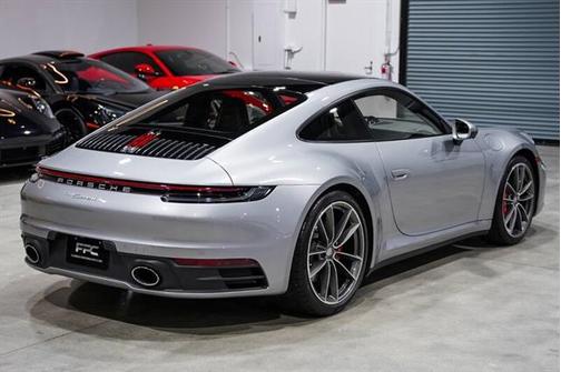 2020 Porsche 911 Carrera S