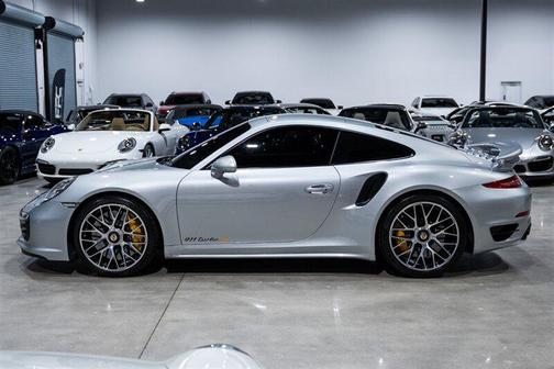 Rhodium Silver Metallic 2014 Porsche 911 Turbo S