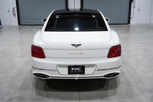 2022 Bentley Flying Spur V8