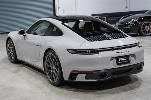 2021 Porsche 911 Carrera S