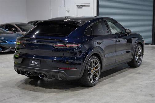 2023 Porsche Cayenne Turbo GT