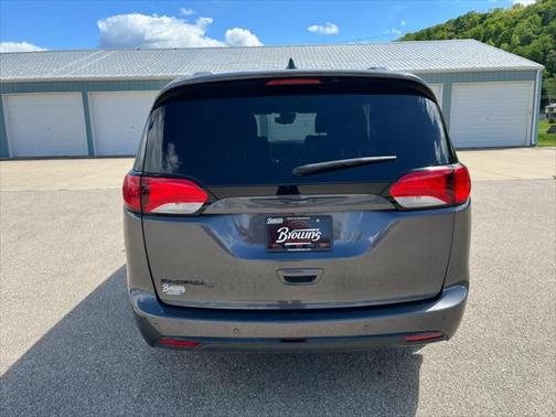 2018 Chrysler Pacifica Touring-L