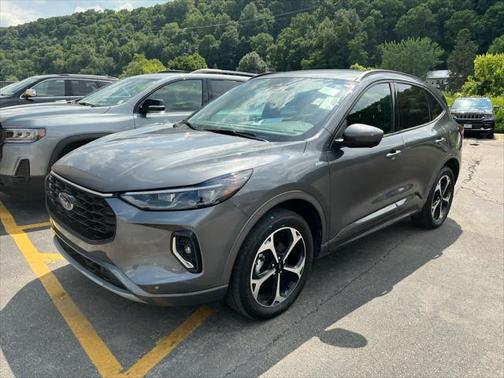 2023 Ford Escape ST-Line Elite