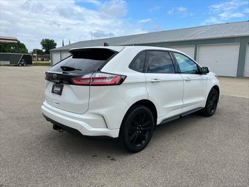 2022 Ford Edge ST Line