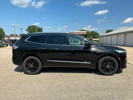 2023 Buick Enclave Essence AWD