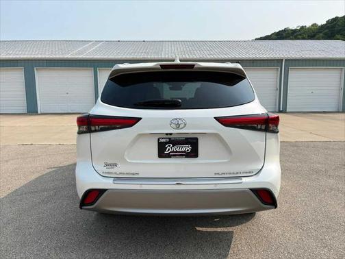 2021 Toyota Highlander Platinum