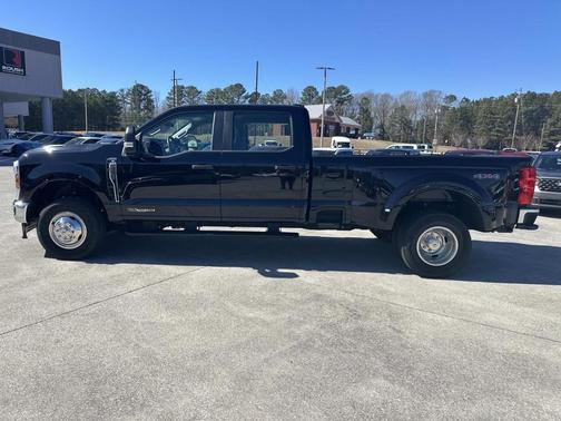 AGATE BLACK 2024 Ford F-350 XL