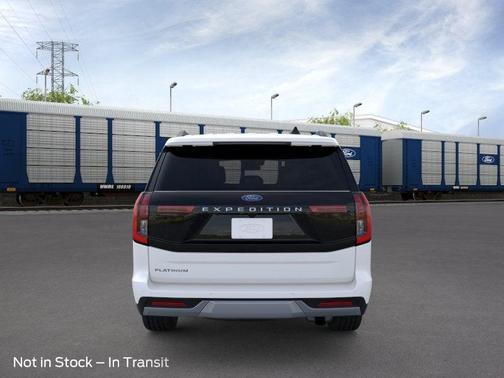 STAR WHITE MET TRI-COAT 2026 Ford Expedition Platinum