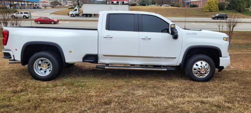 2025 Chevrolet Silverado 3500 High Country