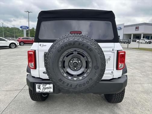 2025 Ford Bronco BASE 4 DOOR 4X4