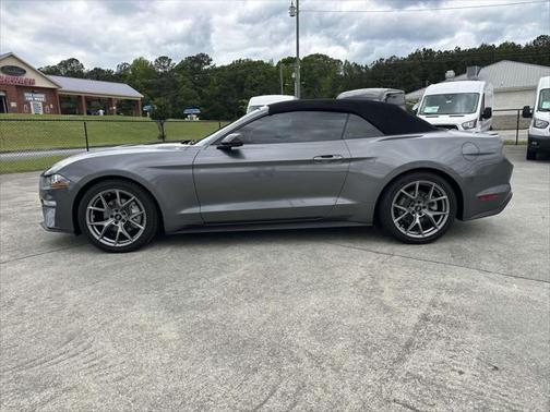2021 Ford Mustang EcoBoost