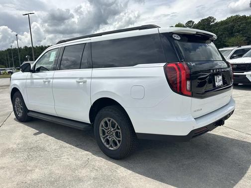 OXFORD WHITE 2026 Ford Expedition Max Active 4x2