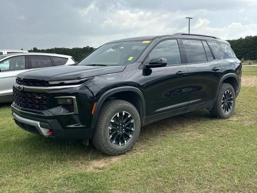 Mosaic Black Metallic 2024 Chevrolet Traverse AWD Z71