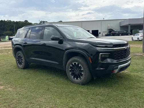 Mosaic Black Metallic 2024 Chevrolet Traverse AWD Z71
