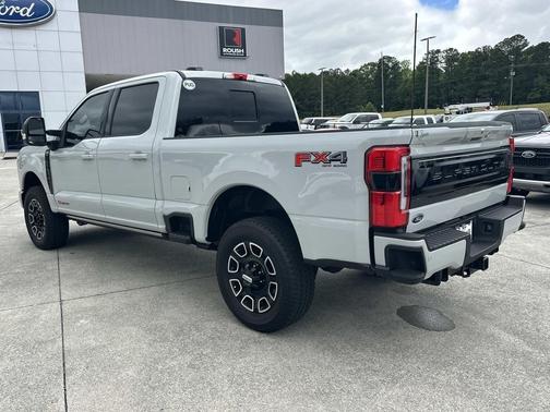 AVALANCHE 2026 Ford F-250 Platinum