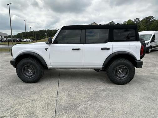 2025 Ford Bronco BASE 4 DOOR 4X4