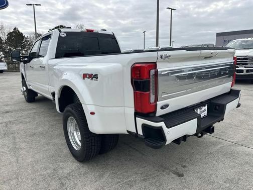 STAR WHITE 2026 Ford F-350 Platinum