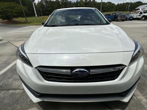 Crystal White Pearl 2022 Subaru Impreza Base