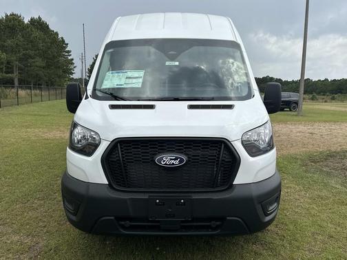 OXFORD WHITE 2026 Ford Transit-250 Base
