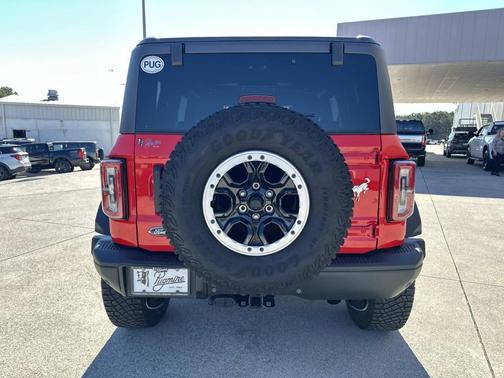 2023 Ford Bronco Badlands