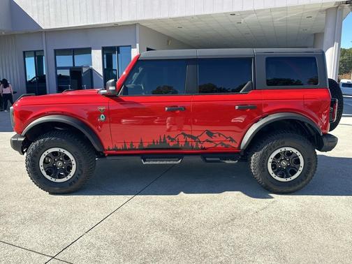 2023 Ford Bronco Badlands