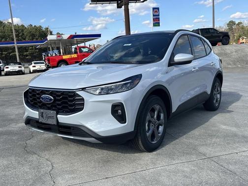 2026 Ford Escape ST-Line Select