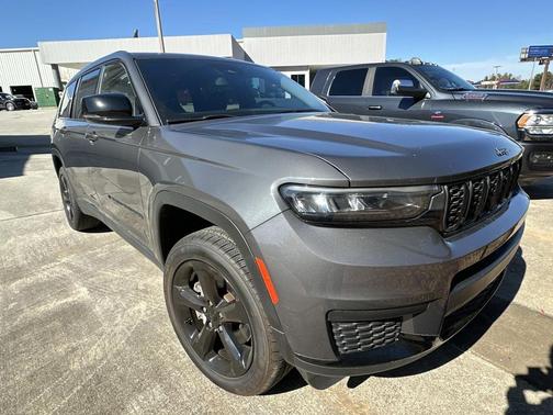 2022 Jeep Grand Cherokee L Altitude