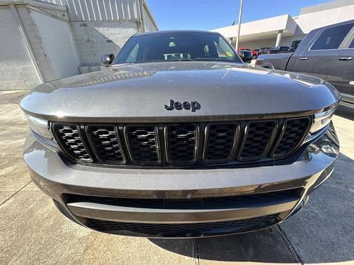 2022 Jeep Grand Cherokee L Altitude