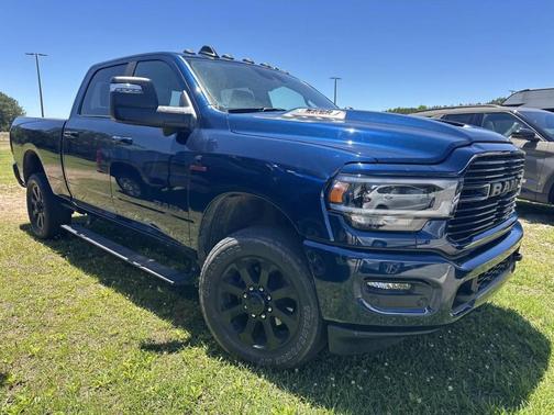 Patriot Blue Pearlcoat 2024 RAM 2500 Laramie Crew Cab 4x4 6'4' Box