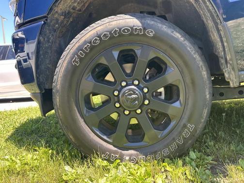 Patriot Blue Pearlcoat 2024 RAM 2500 Laramie Crew Cab 4x4 6'4' Box