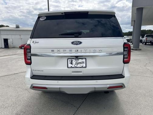 2024 Ford Expedition Platinum