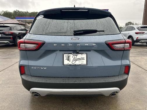 VAPOR BLUE METALLIC 2026 Ford Escape Active