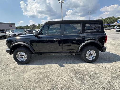 2025 Ford Bronco BASE 4 DOOR 4X4