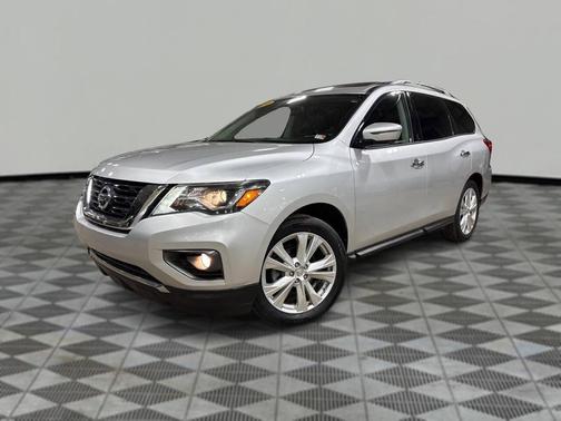 Brilliant Silver 2018 Nissan Pathfinder SL