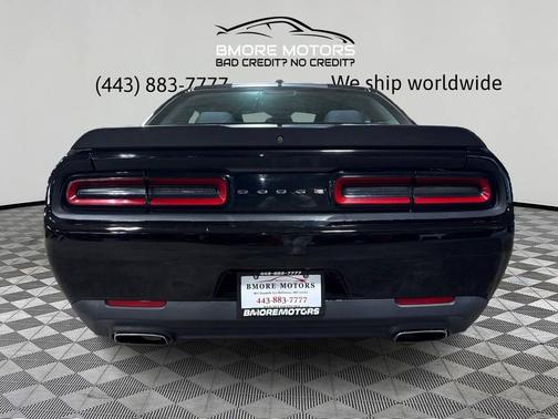 2017 Dodge Challenger SXT