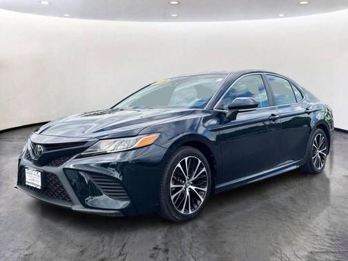 Galactic Aqua Mica 2018 Toyota Camry XLE