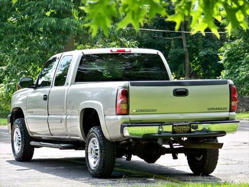 2005 Chevrolet Silverado 2500 LS H/D Extended Cab
