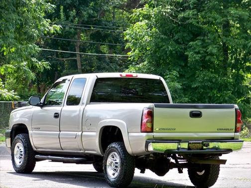 2005 Chevrolet Silverado 2500 LS H/D Extended Cab